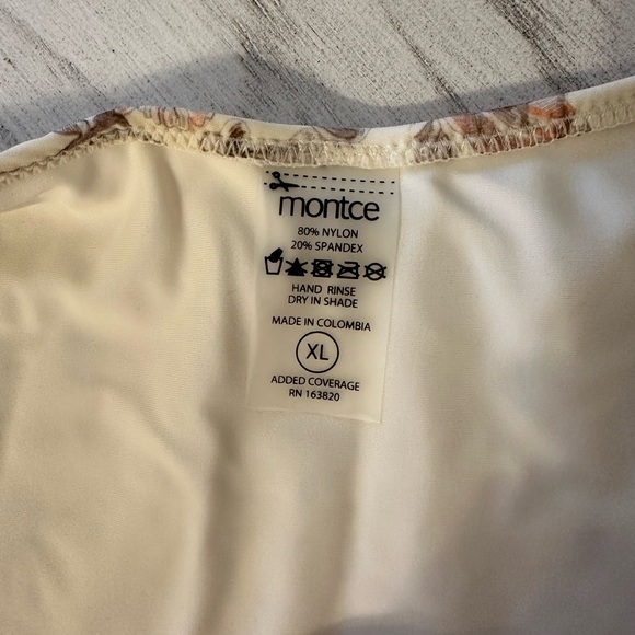 MONTCE Bikini Set - Picture 10 of 11